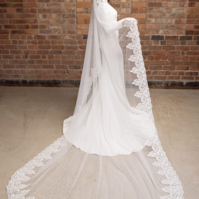 PBV9039 300 BACK scaled | The Perfect Bridal Company