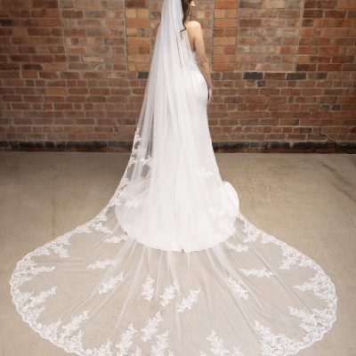 PBV9042 300CM 1 scaled | The Perfect Bridal Company