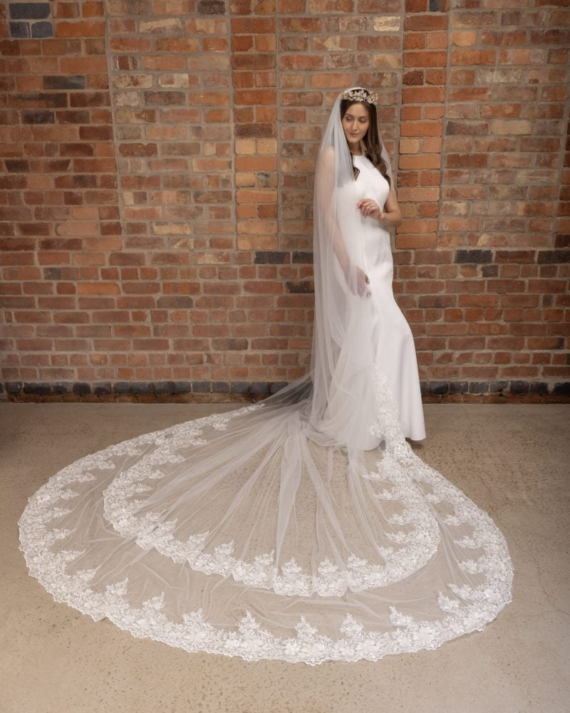 PBV9049 400 scaled | The Perfect Bridal Company