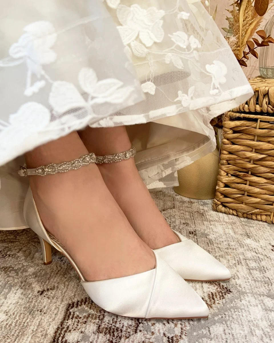 Matching wedding online shoes